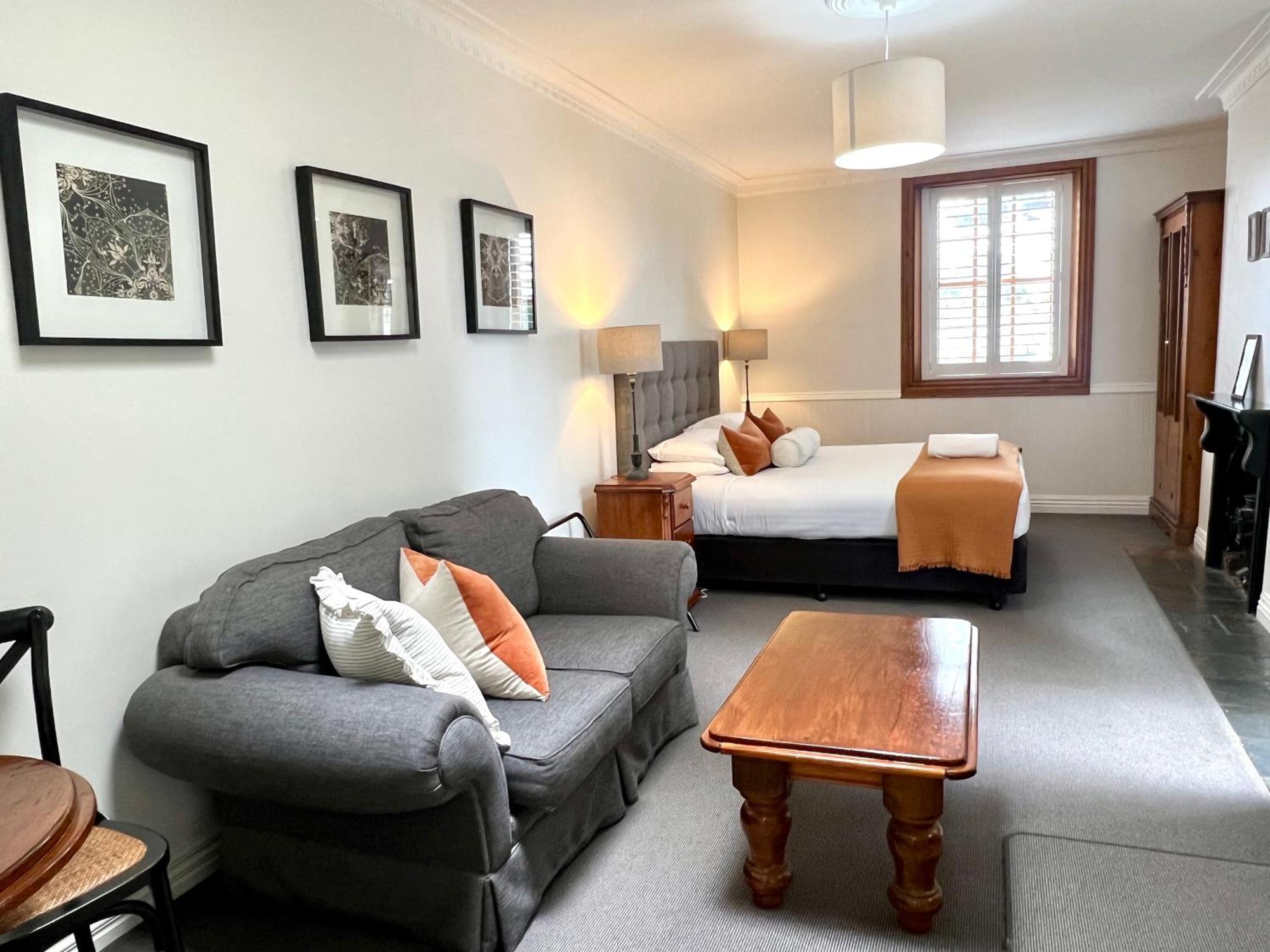 Seacombe House Motor Inn Port Fairy Exterior foto