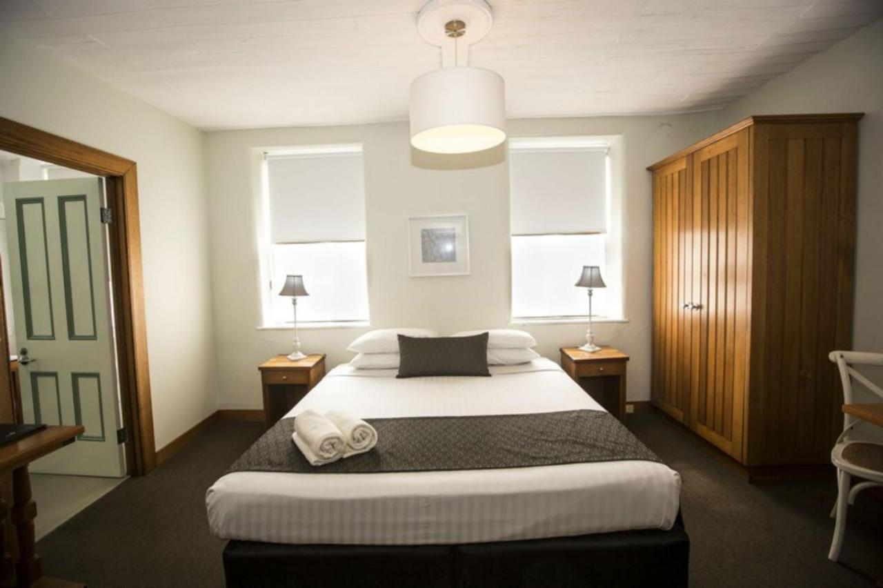 Seacombe House Motor Inn Port Fairy Exterior foto