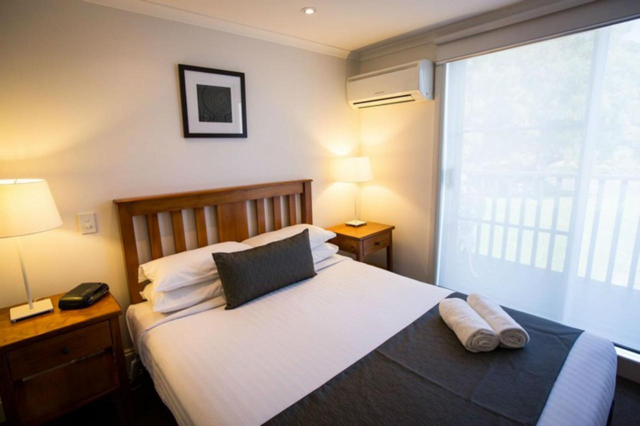 Seacombe House Motor Inn Port Fairy Exterior foto